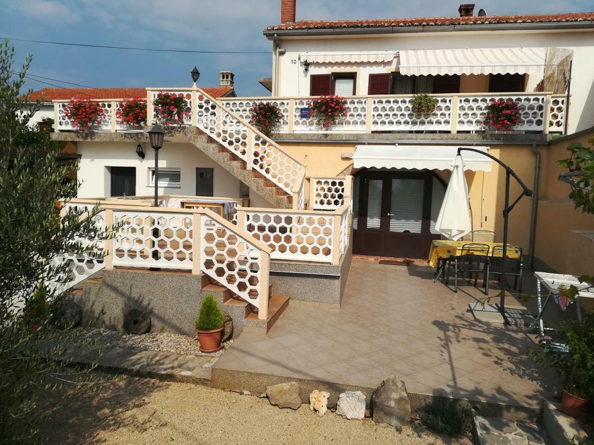 Apartmani Marija Malinska Extérieur photo