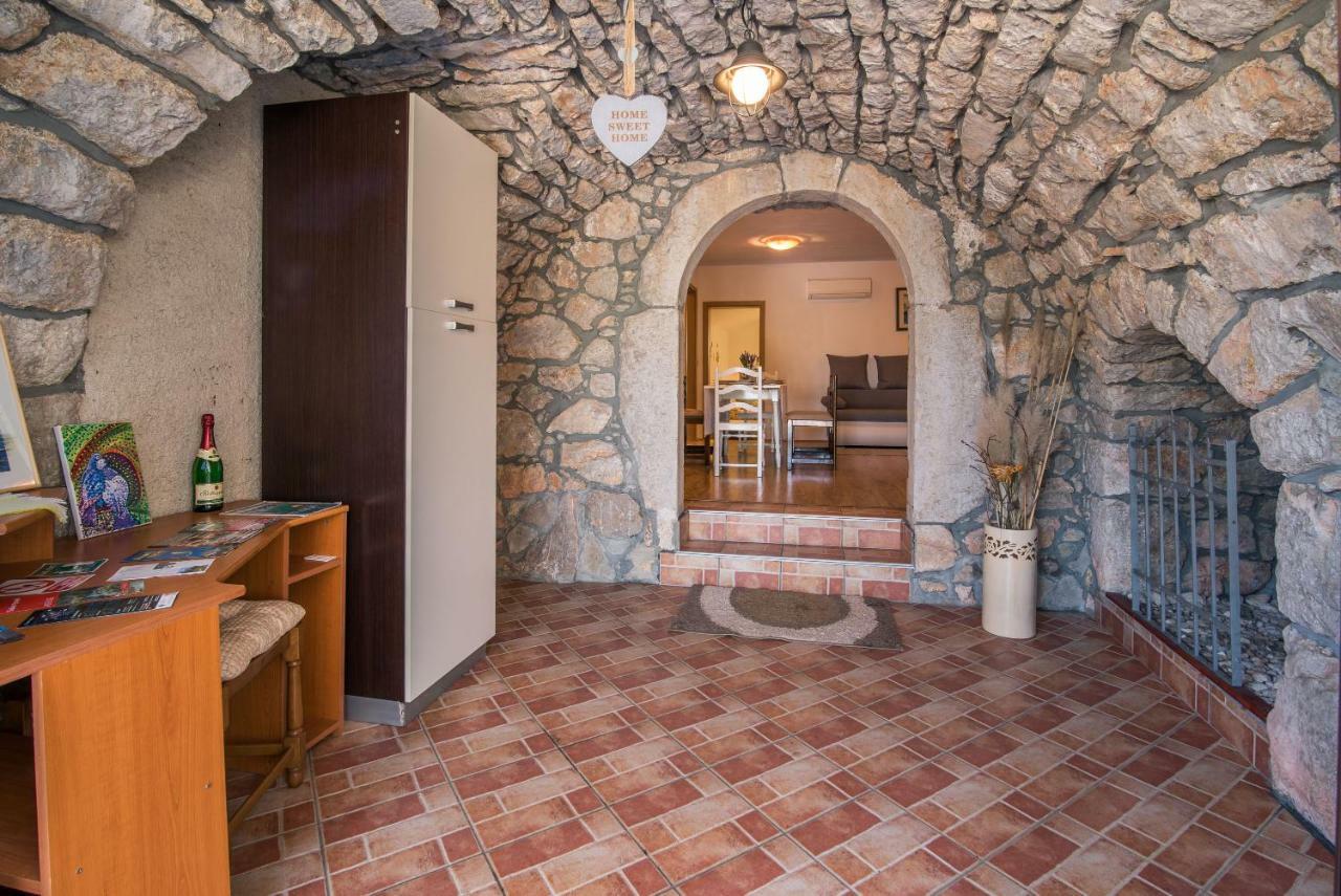 Apartmani Marija Malinska Extérieur photo
